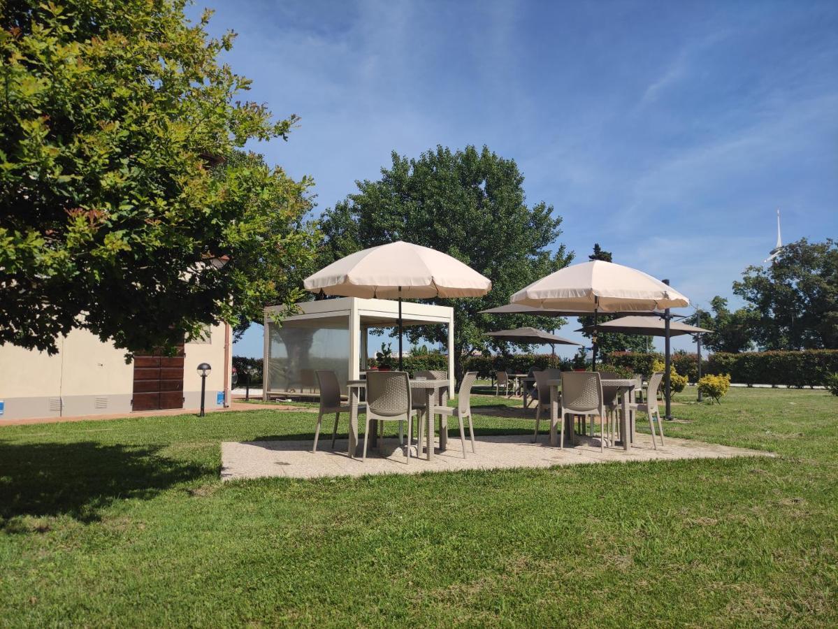 Il Casale Di David Bed & Breakfast Pontedera Exterior photo