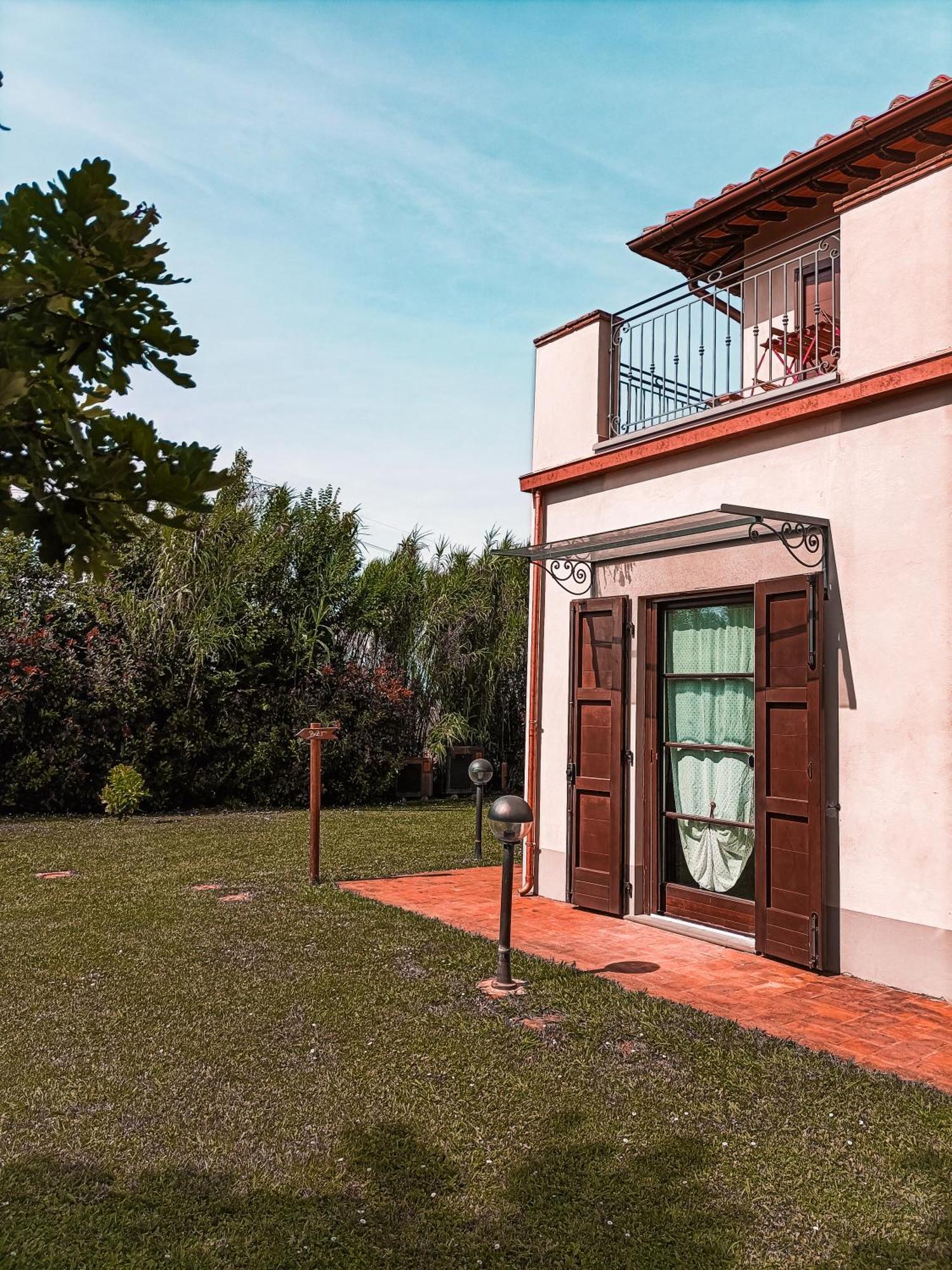 Il Casale Di David Bed & Breakfast Pontedera Exterior photo